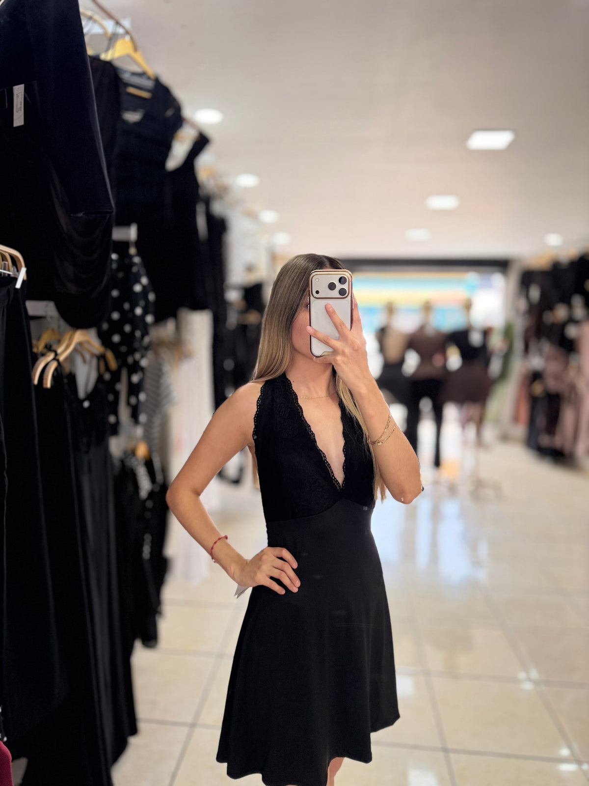 Vestido encaje