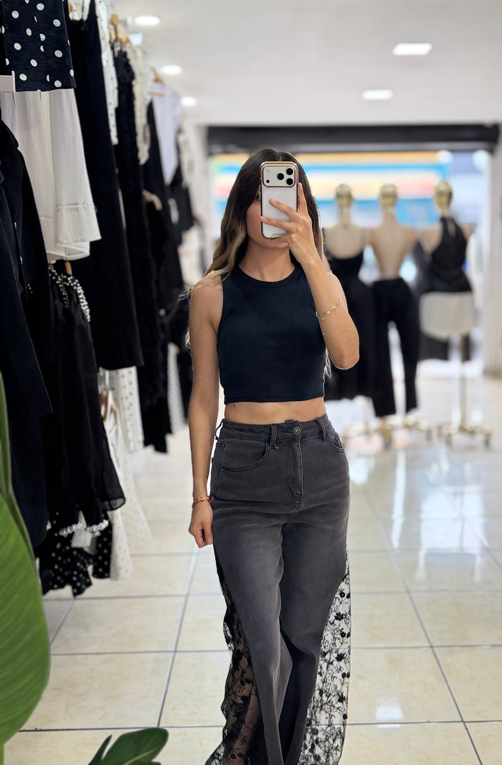 Pantalón transparencia