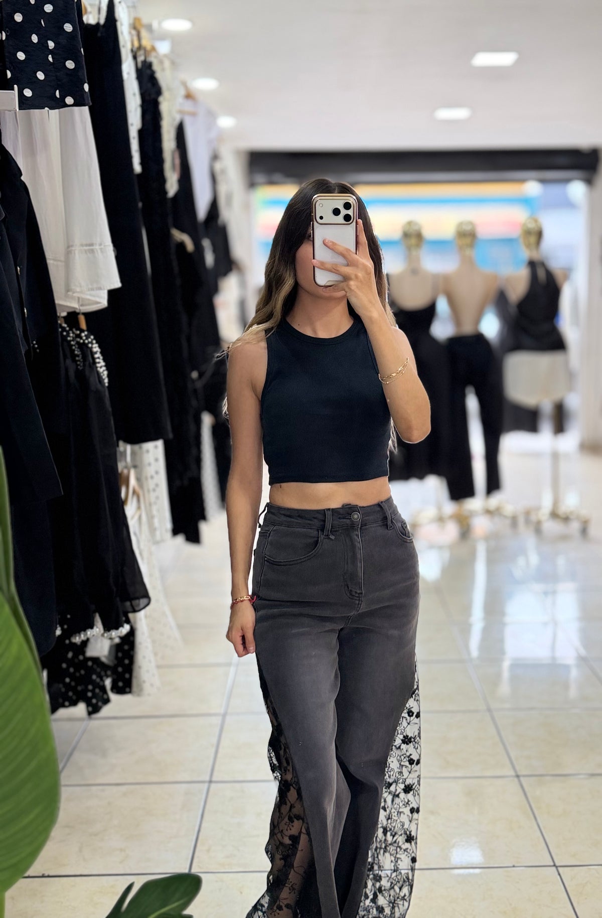 Pantalón transparencia