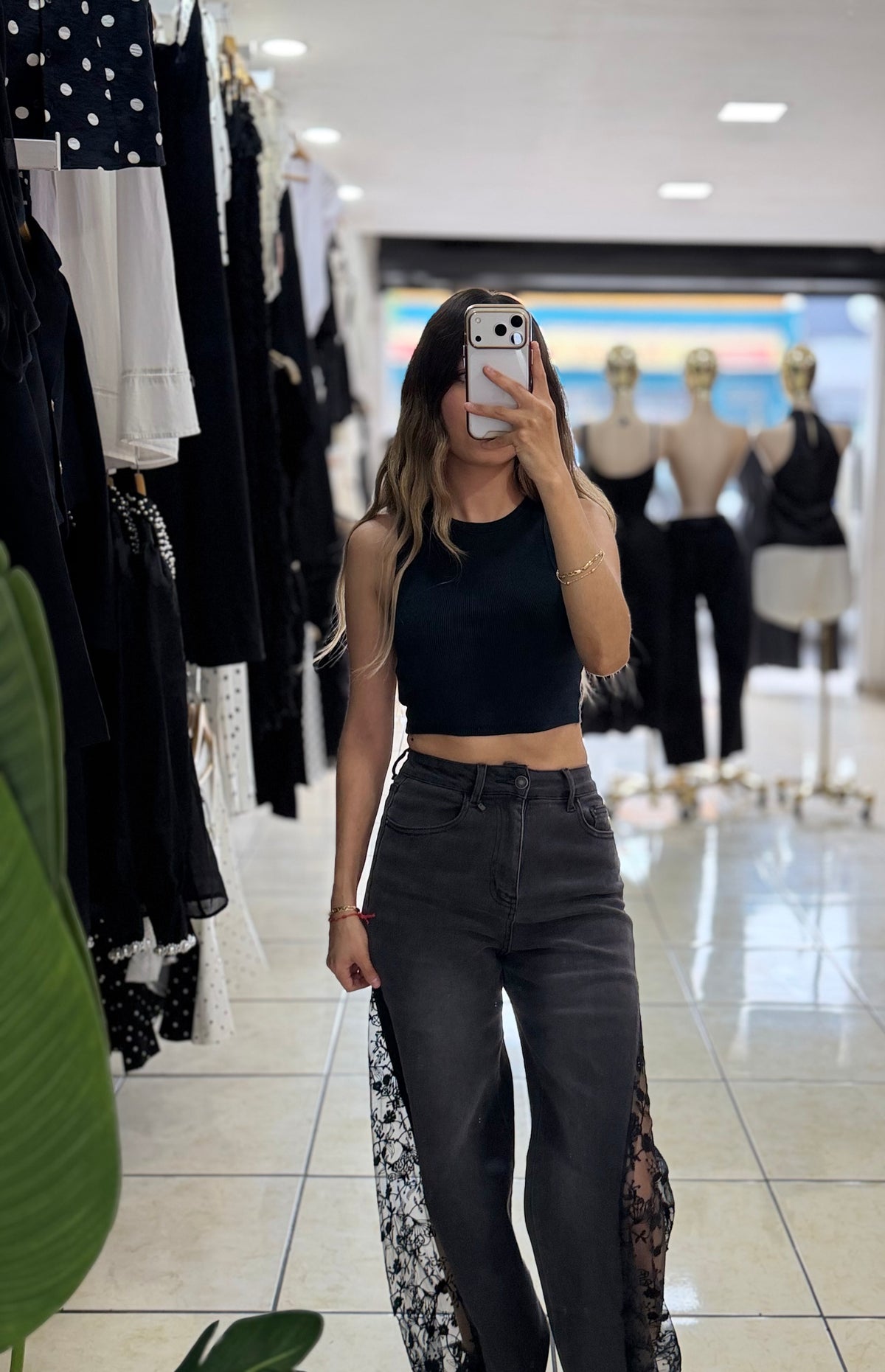 Pantalón transparencia