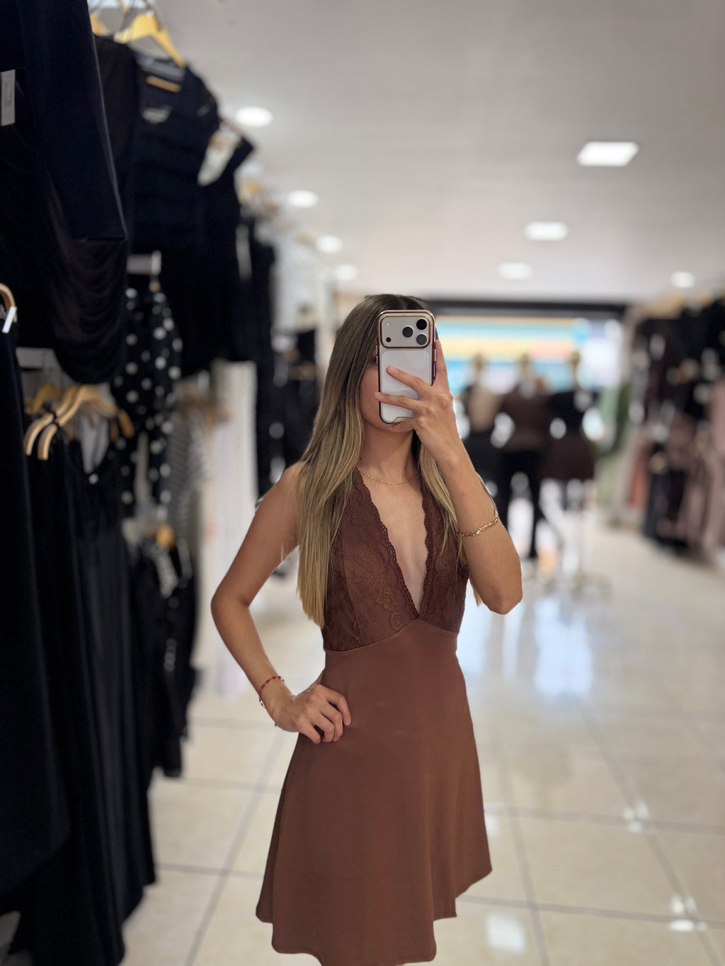 Vestido encaje