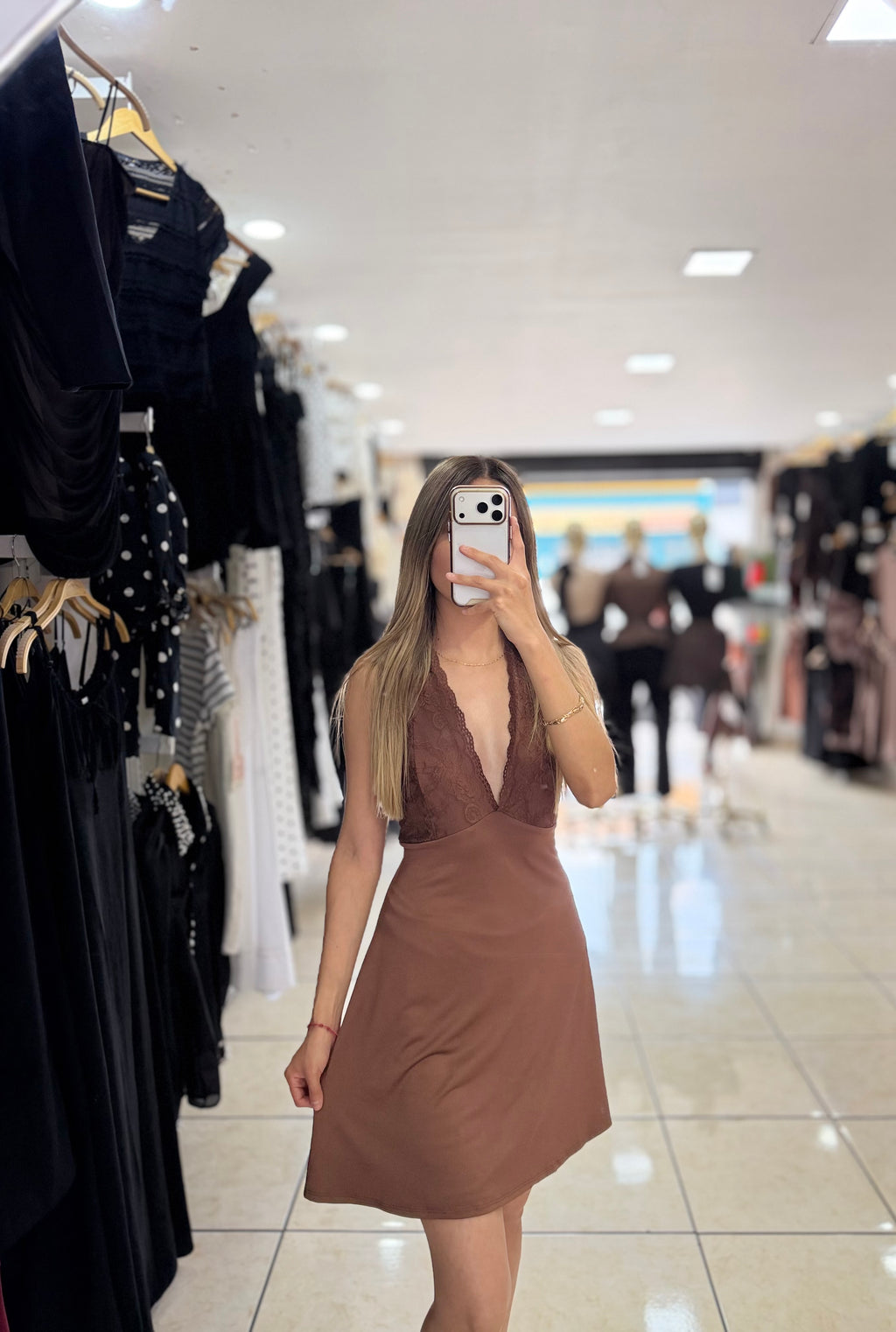 Vestido encaje